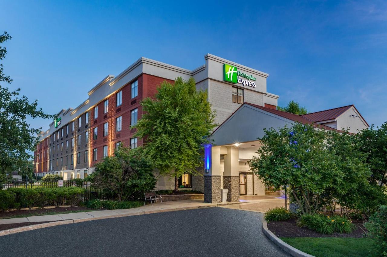 Holiday Inn Express Exton - Great Valley By Ihg Exteriör bild